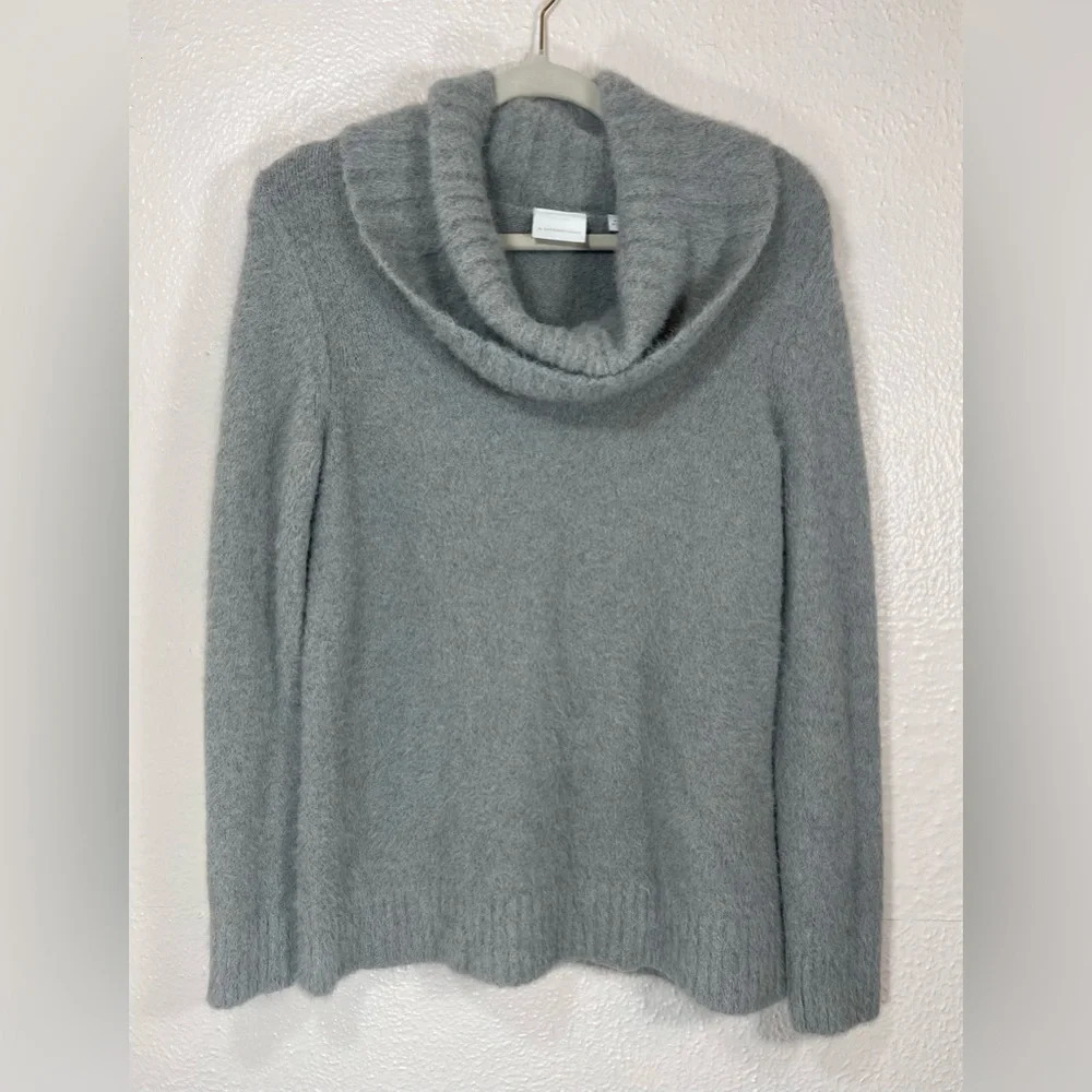 Ett Twa Anthropologie Ingrid Gray Fuzzy Cowl Neck Sweater Women’s Small